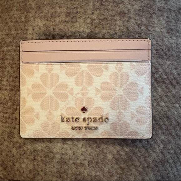 Kate Spade Spade Flower Small Slim Card Holder. NWOT - Picture 1 of 3